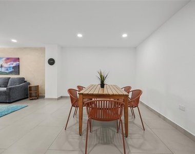 609 Condado - Photo Thumbnail 5