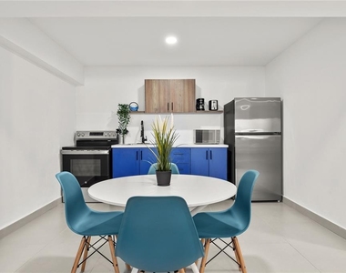609 Condado - Photo Thumbnail 5