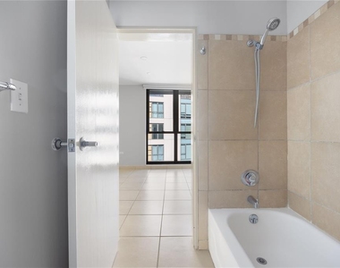 1511 Juan Ponce De LeÓn Avenue - Photo Thumbnail 15