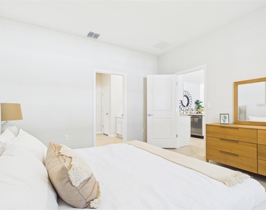566 Marion Oaks Boulevard - Photo Thumbnail 30