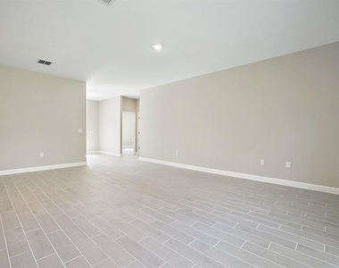 566 Marion Oaks Boulevard - Photo Thumbnail 24