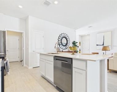 566 Marion Oaks Boulevard - Photo Thumbnail 21