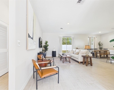 566 Marion Oaks Boulevard - Photo Thumbnail 8