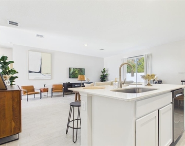 566 Marion Oaks Boulevard - Photo Thumbnail 13