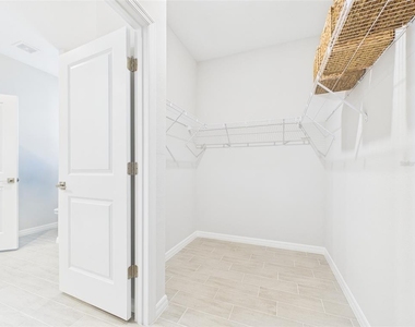 566 Marion Oaks Boulevard - Photo Thumbnail 36
