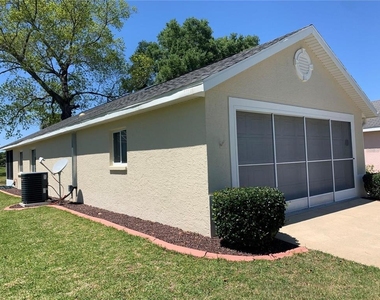 1918 Nw 50th Circle - Photo Thumbnail 2