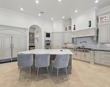 11051 Coniston Way - Photo Thumbnail 3