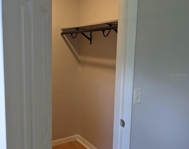 165 Windtree Lane - Photo Thumbnail 8