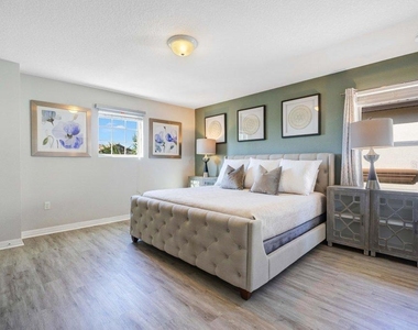 8901 Rhodes Street - Photo Thumbnail 19