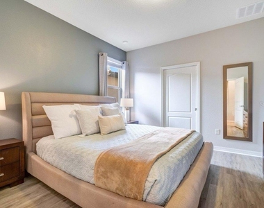8901 Rhodes Street - Photo Thumbnail 9