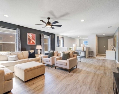 8901 Rhodes Street - Photo Thumbnail 15