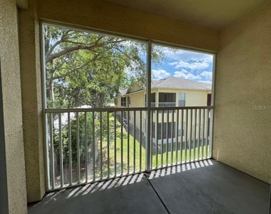 2866 Club Cortile Circle - Photo Thumbnail 20