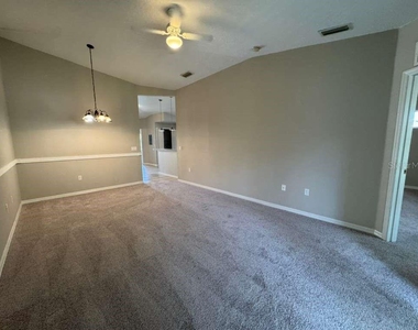 2866 Club Cortile Circle - Photo Thumbnail 11
