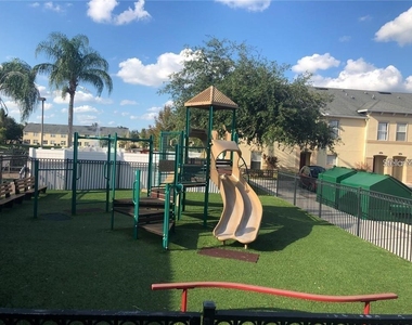 2866 Club Cortile Circle - Photo Thumbnail 4