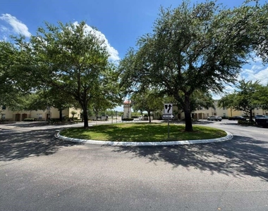 2866 Club Cortile Circle - Photo Thumbnail 22