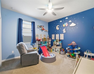1461 Clear Brook Place - Photo Thumbnail 23