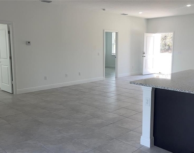 237 Cimarron Drive - Photo Thumbnail 6