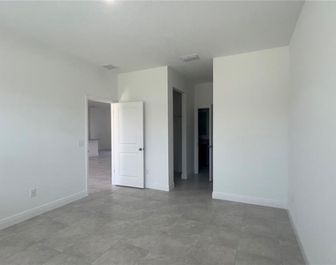 237 Cimarron Drive - Photo Thumbnail 12
