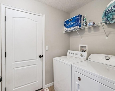 165 Quail Oaks Circle - Photo Thumbnail 16