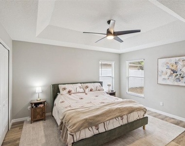165 Quail Oaks Circle - Photo Thumbnail 10