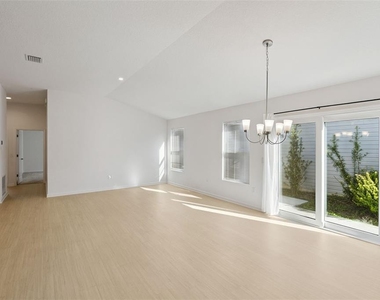 7548 Kuenher Court - Photo Thumbnail 5