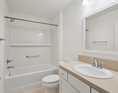 7548 Kuenher Court - Photo Thumbnail 15