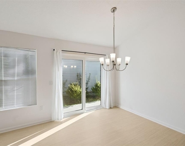 7548 Kuenher Court - Photo Thumbnail 6