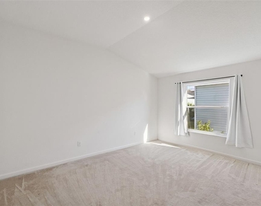 7548 Kuenher Court - Photo Thumbnail 10