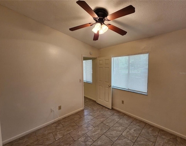 2018 Sw 70th Terrace - Photo Thumbnail 36
