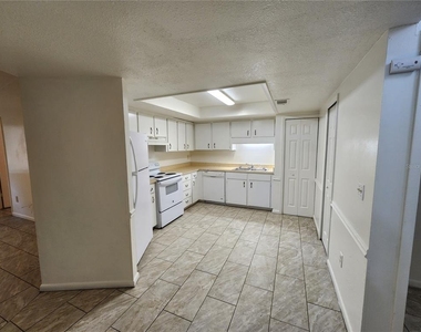 2018 Sw 70th Terrace - Photo Thumbnail 26