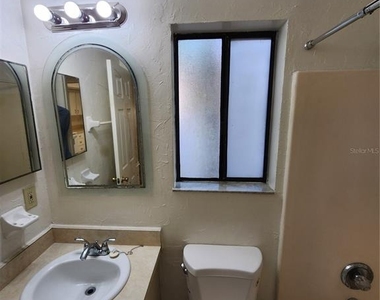2018 Sw 70th Terrace - Photo Thumbnail 25