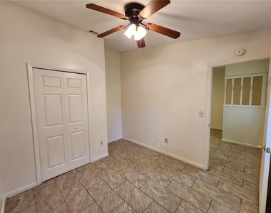 2018 Sw 70th Terrace - Photo Thumbnail 35