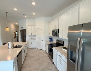 15175 Bluffton Lane - Photo Thumbnail 5