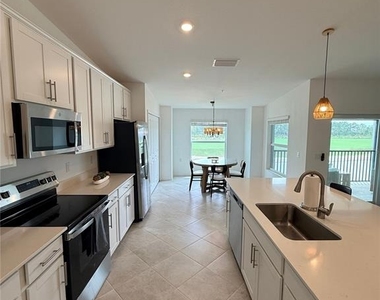 15175 Bluffton Lane - Photo Thumbnail 7