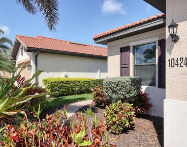 10424 Crooked Creek Drive - Photo Thumbnail 3