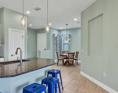 10424 Crooked Creek Drive - Photo Thumbnail 18