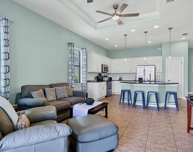 10424 Crooked Creek Drive - Photo Thumbnail 12