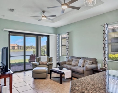 10424 Crooked Creek Drive - Photo Thumbnail 9