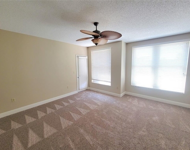 4220 Pinebrook Circle - Photo Thumbnail 11