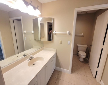 4220 Pinebrook Circle - Photo Thumbnail 13