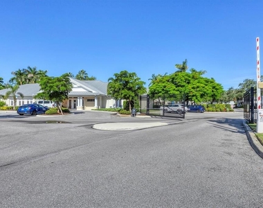 3803 54th Drive W - Photo Thumbnail 28