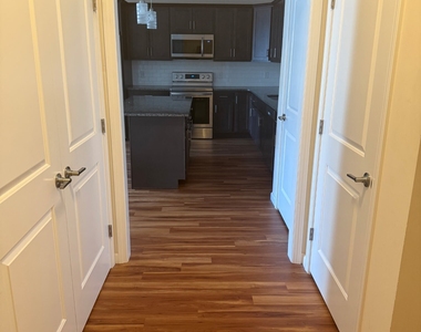301 Main Street - Photo Thumbnail 4