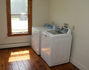 955 Main Street - Photo Thumbnail 6