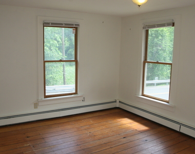 955 Main Street - Photo Thumbnail 12