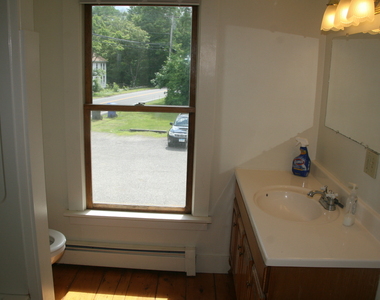 955 Main Street - Photo Thumbnail 11