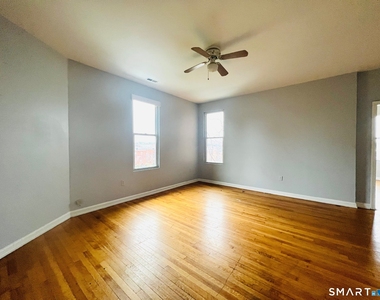 162 William Street - Photo Thumbnail 1