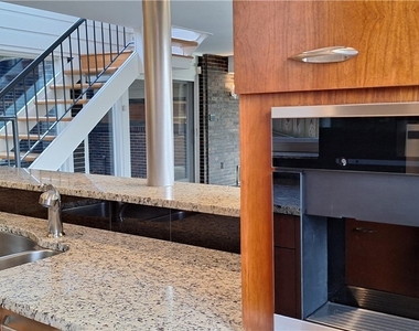 90 E Woodland - Photo Thumbnail 25
