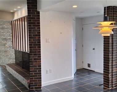 90 E Woodland - Photo Thumbnail 12