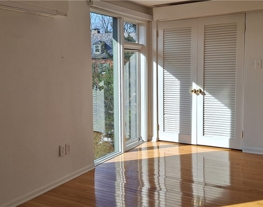90 E Woodland - Photo Thumbnail 37