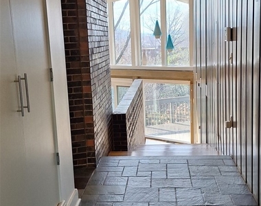 90 E Woodland - Photo Thumbnail 4